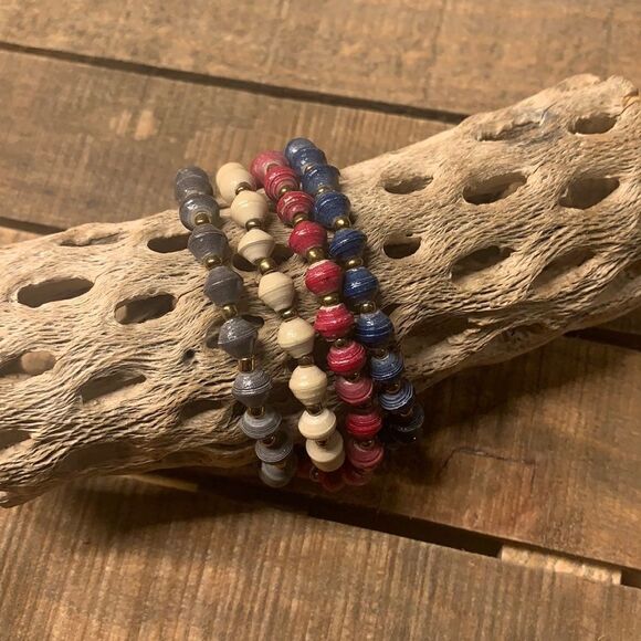 NWT 31 Bits Set of 4 Daphne Bracelets - Picture 2 of 5